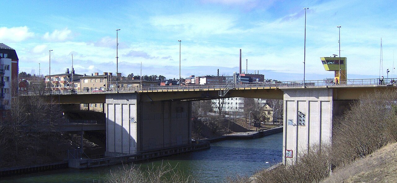 Mälarbroen over Södertälje kanal
